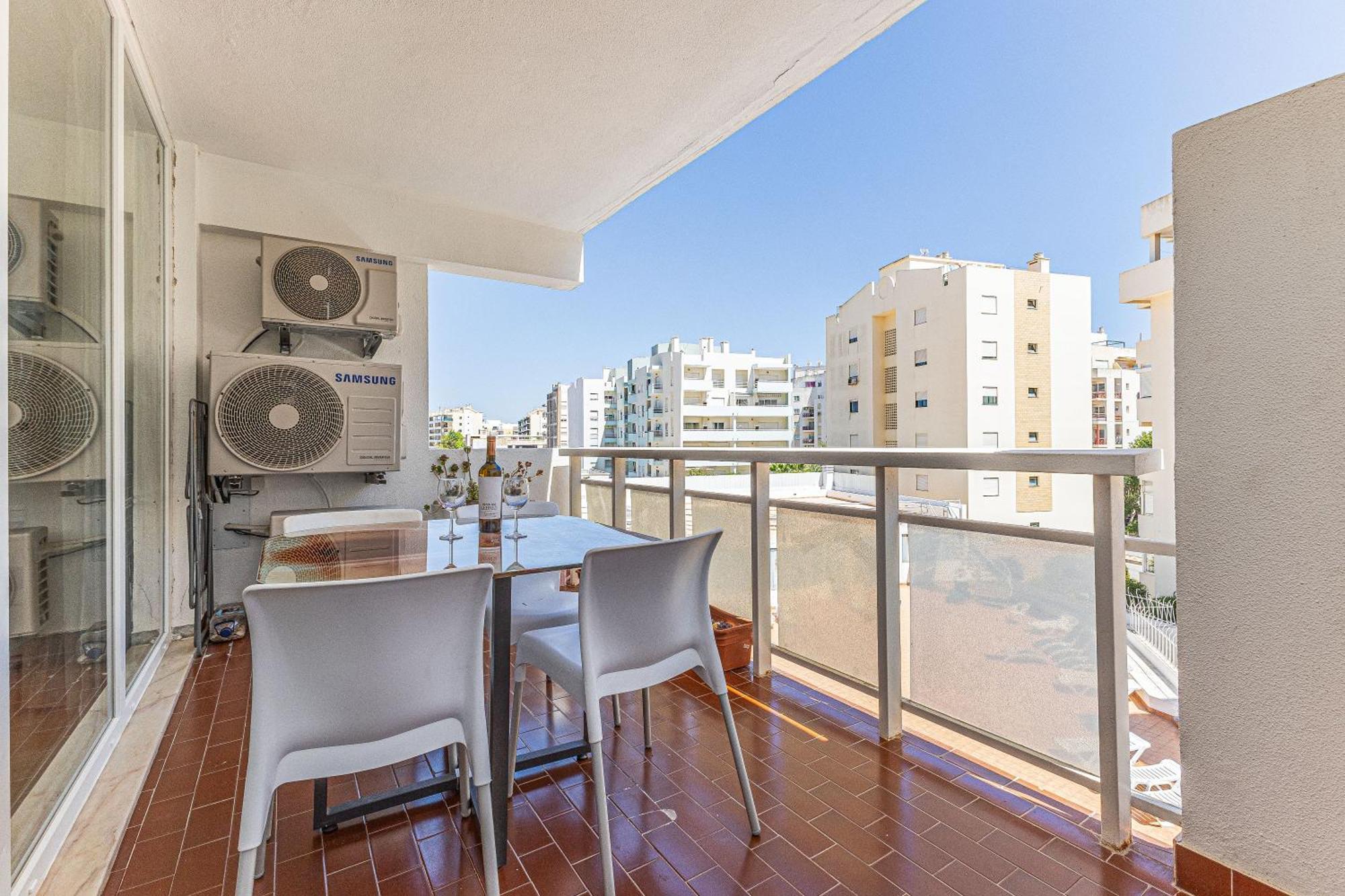 Apartment Open Space *